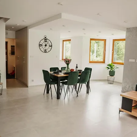 Semesterbostad Dom Na Zadzielu - Z Balia Nad Jeziorem Zywieckim *